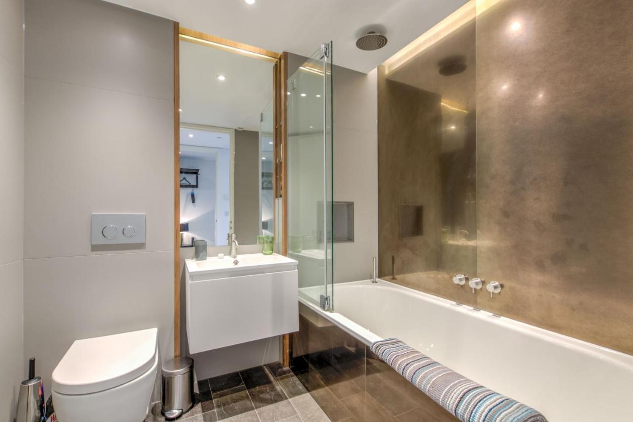 2 Bedrooms Sleeps 6 - Central Apartment London