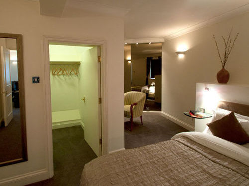 Aparthotel 15 Basil Street Knightsbridge, Luxury Serviced