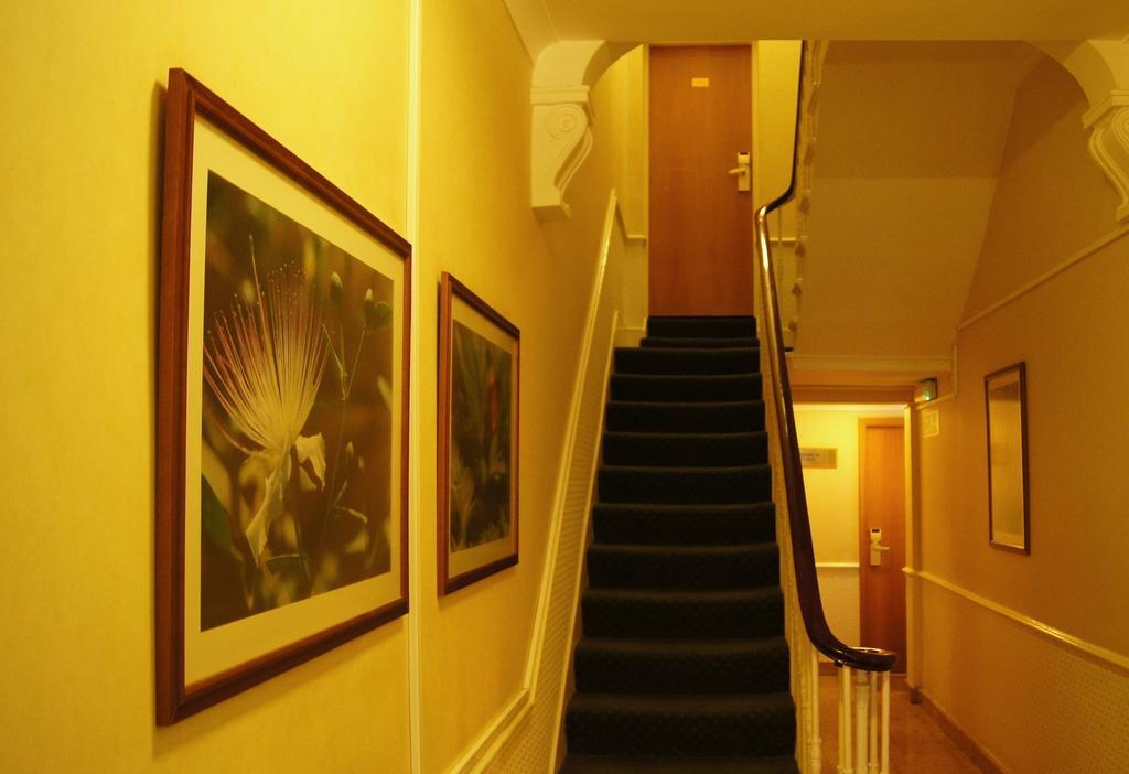 The Nayland 3*