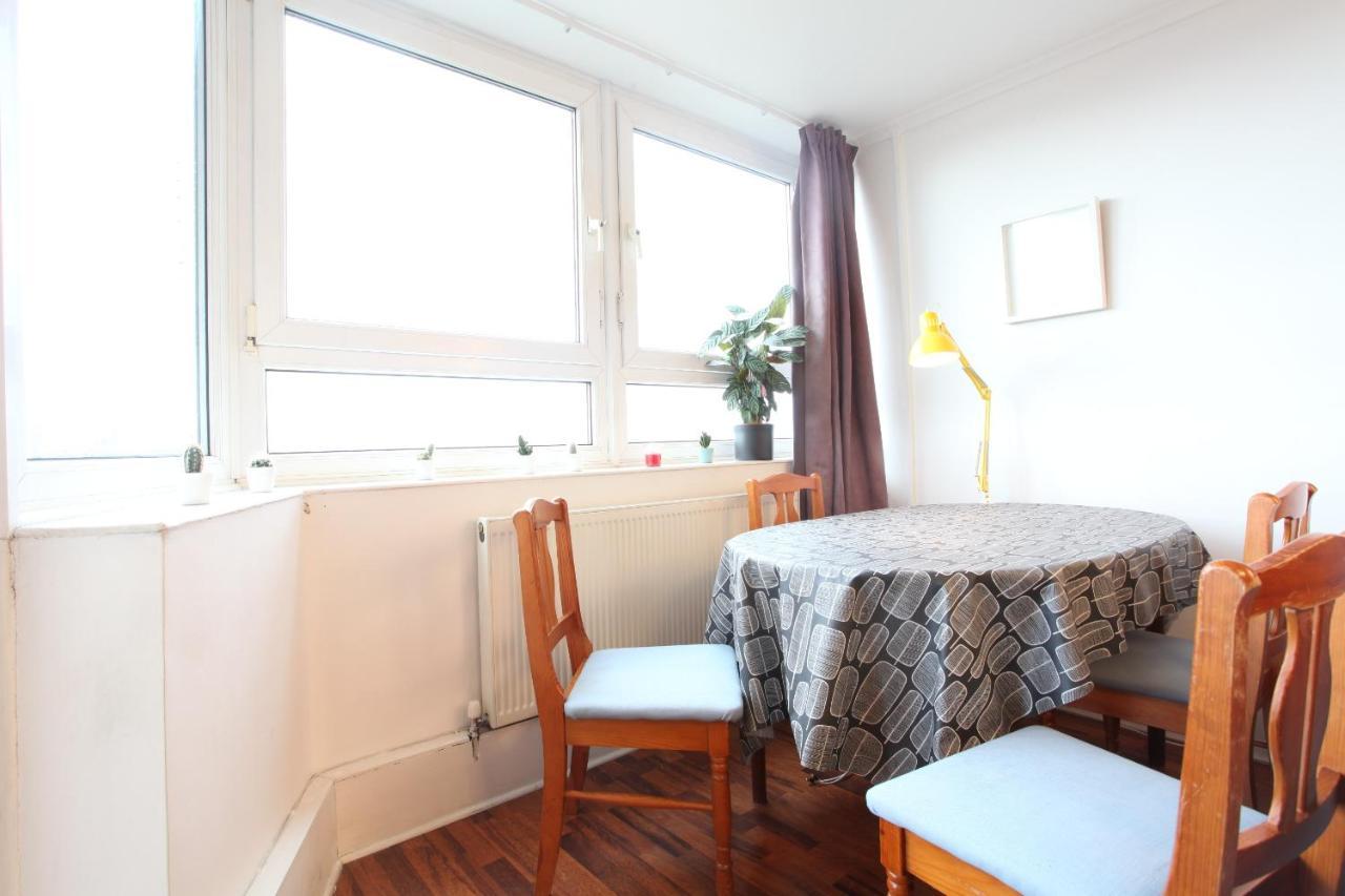 Chelsea Off Kings Road One Bedroom With Balcony Appartamento