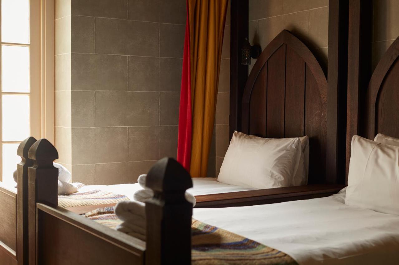 Georgian House Hotell 4*
