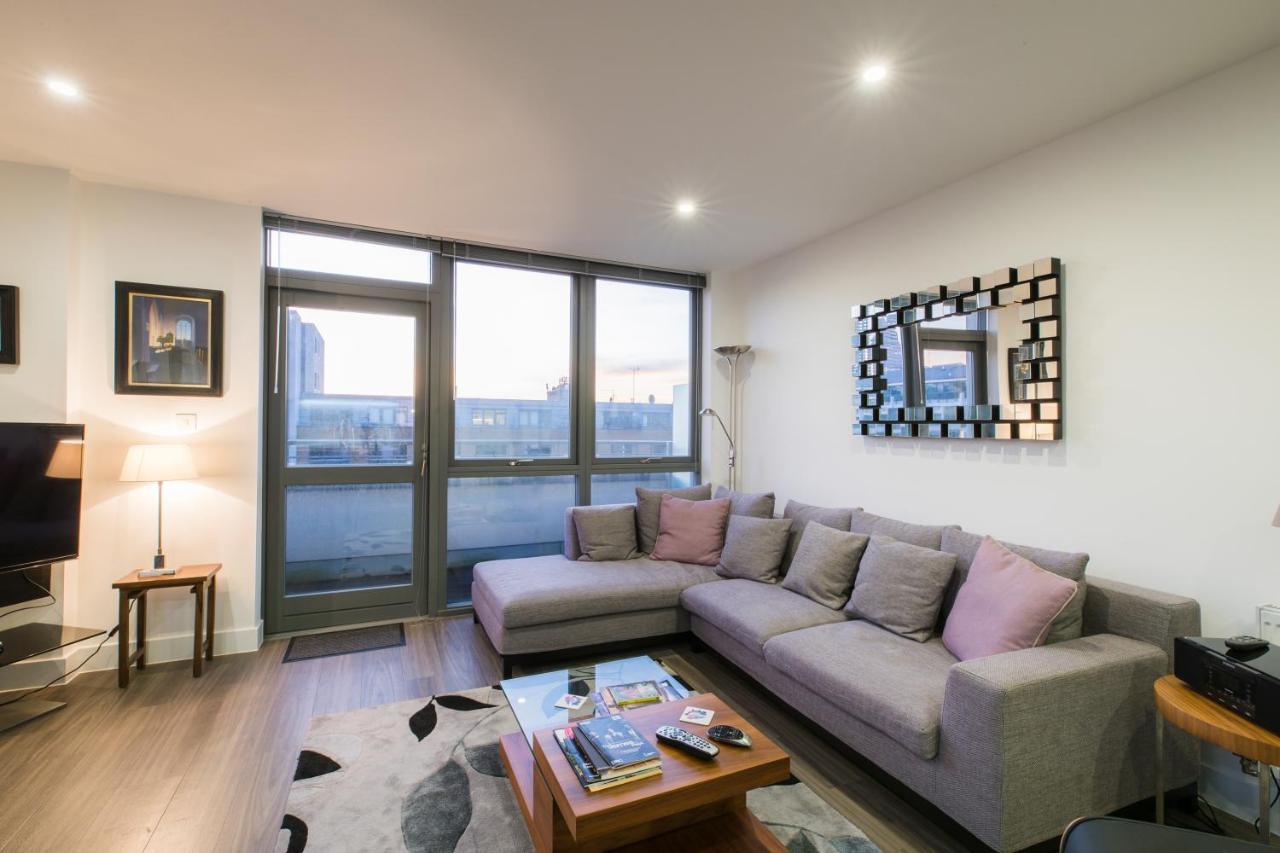 Elegant 1 Bed Flat With Balcony In Islington Apartment