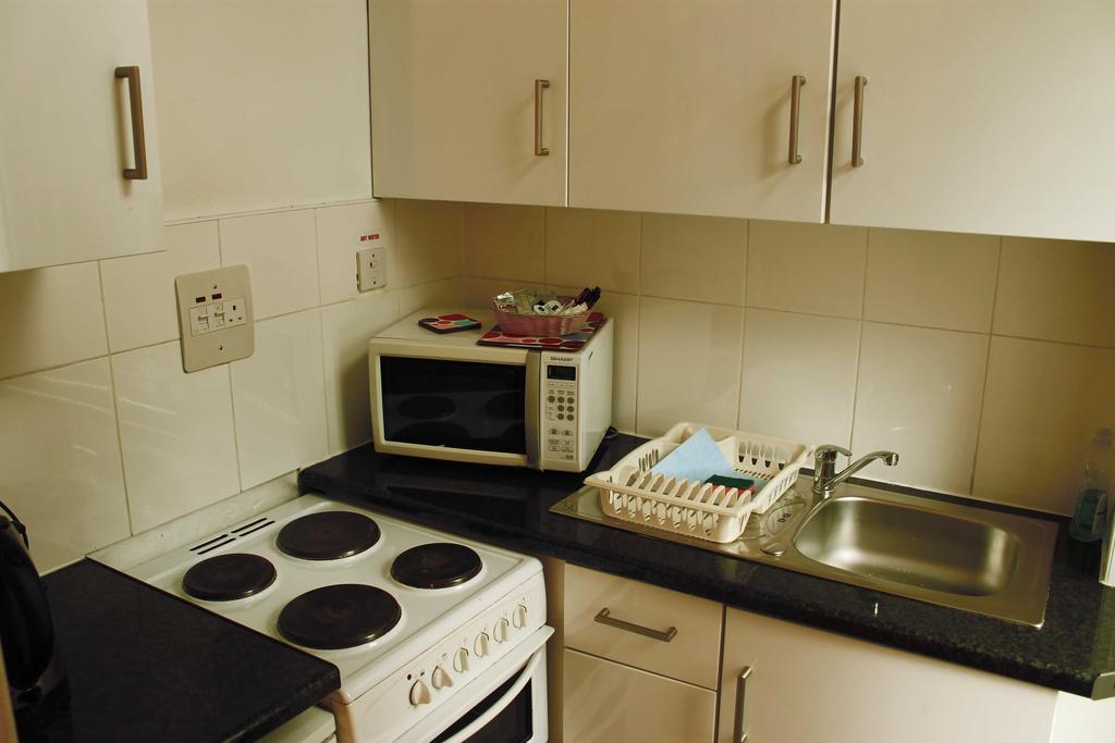 Apartment Palace Court