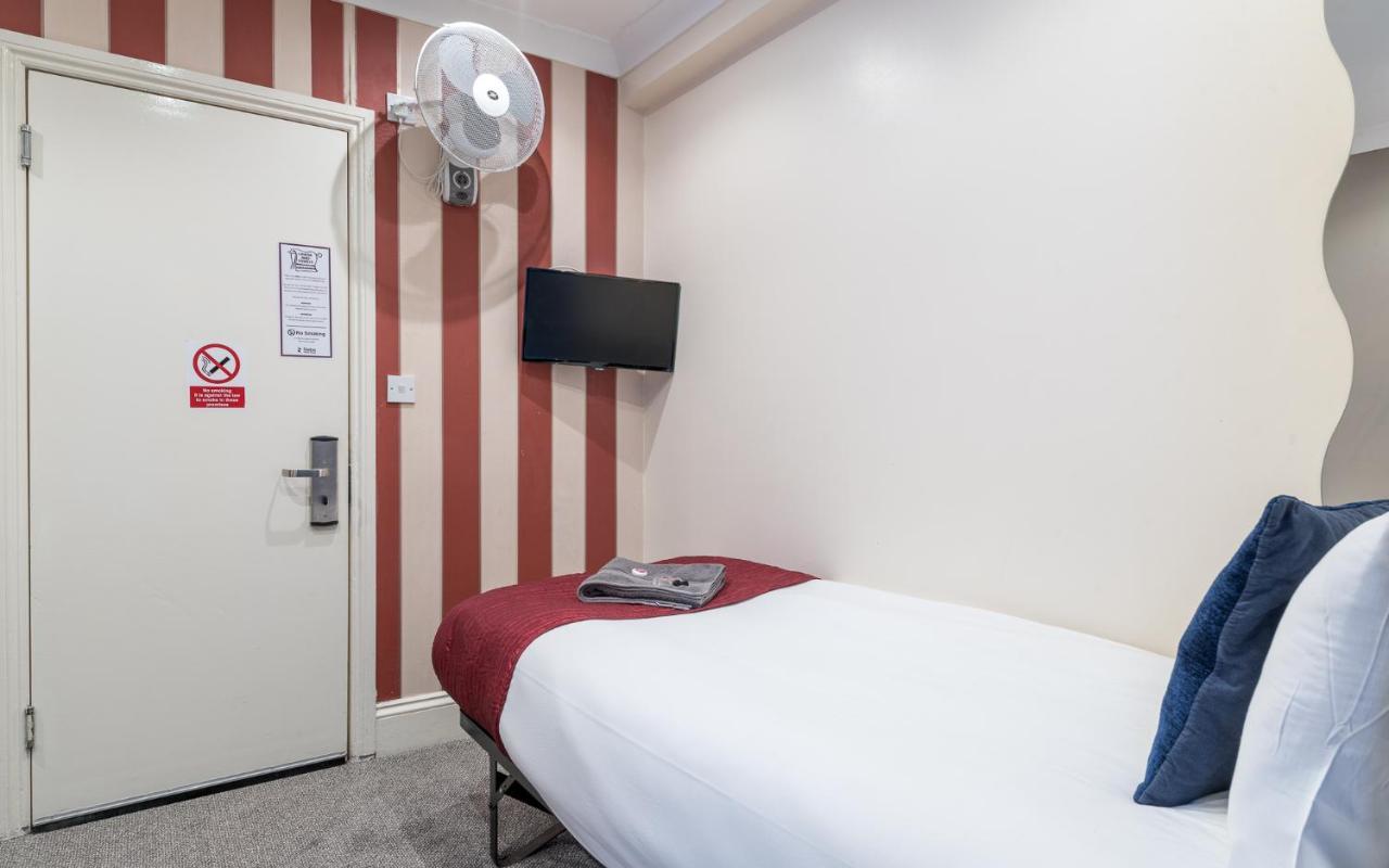 Saba Hotel 3*