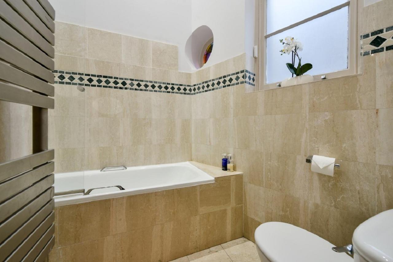 Apartment Mews House London