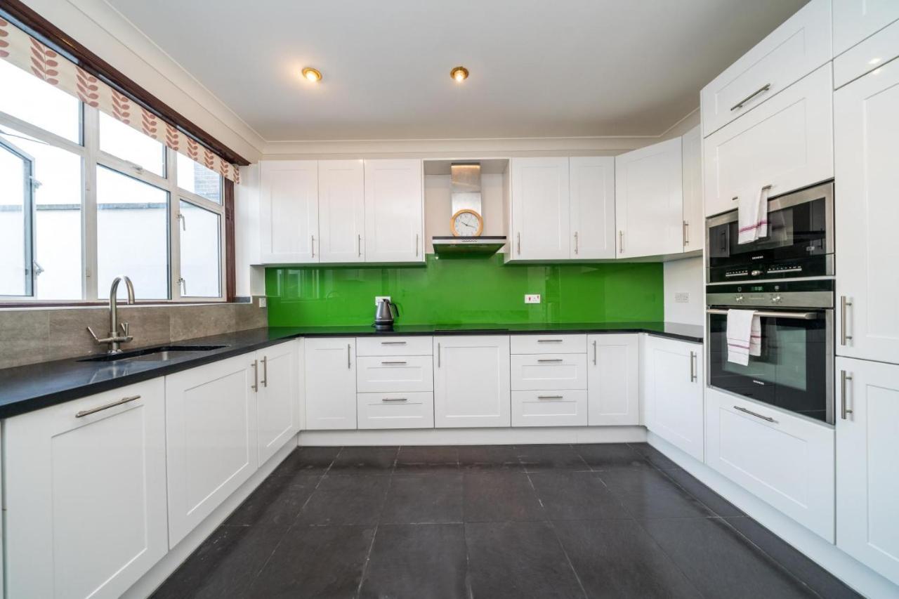 New 3 Bedroom House Near Wembley Stadium Leilighet *