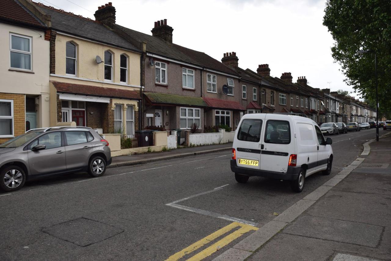 Lejlighed Two Bedroom Flat St Andrews Road London