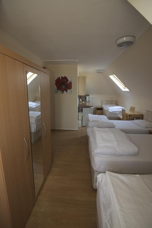 Hotel Woodberry Down 2*