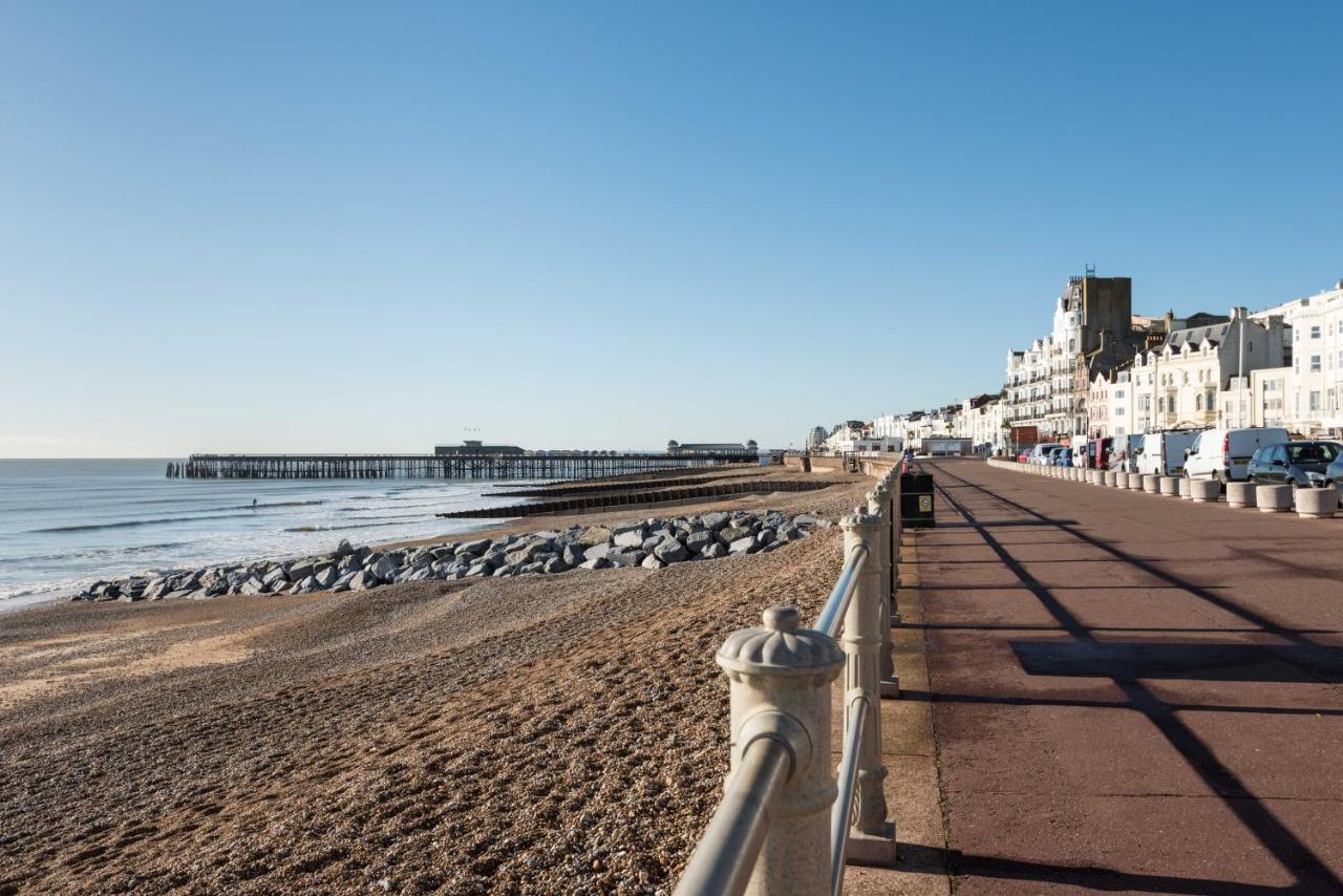 Appartement No.6 Beautifully Presented Seafront Apartment *