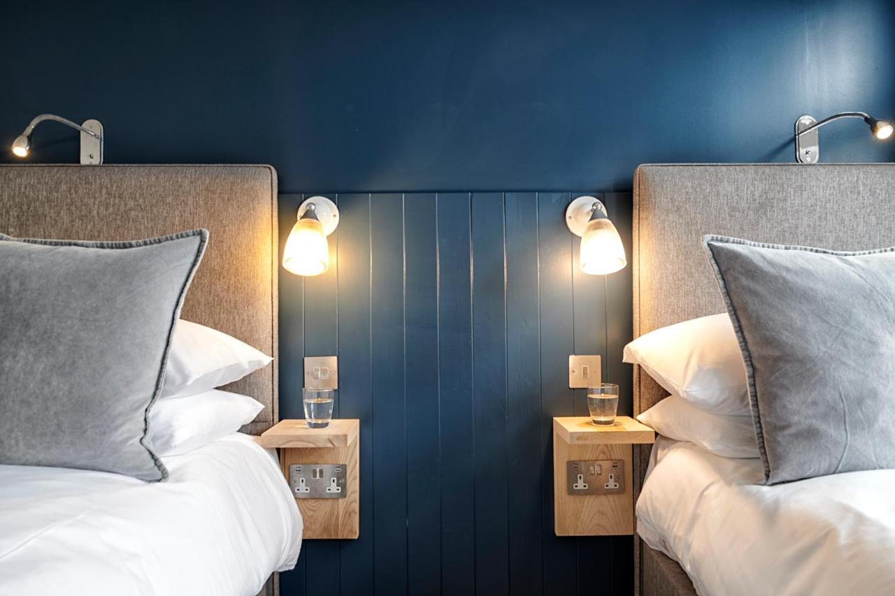 Herberg The Bridge Pub & 4*