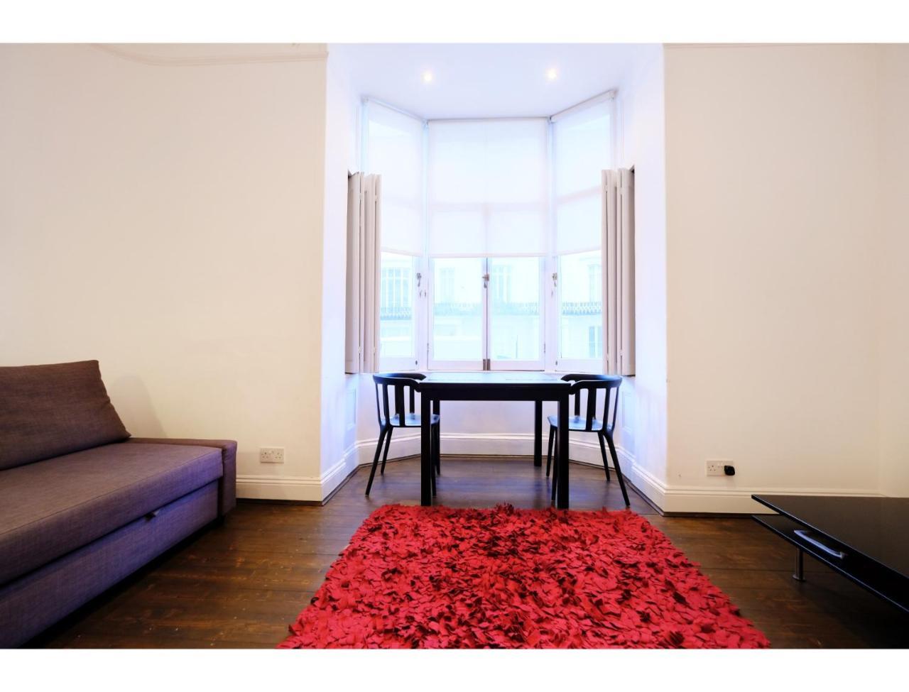 Edgware Rd, Paddington Spacious Sleeps 4 *
