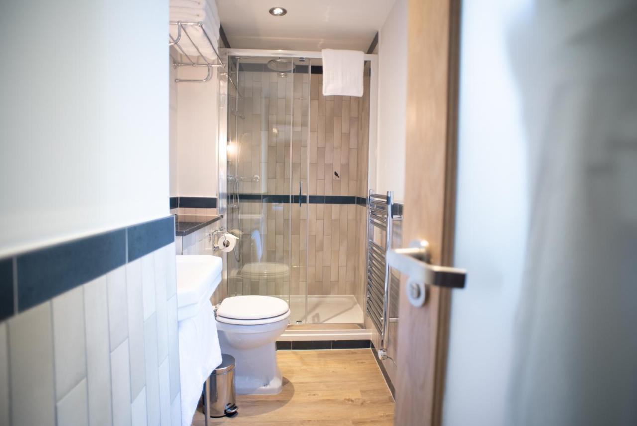 Hotell Blackbird 4*