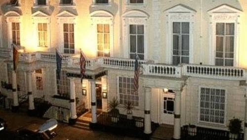 Hotell Queens Park London