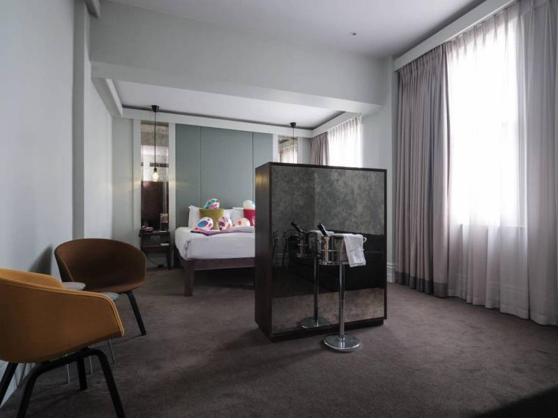 Signature Townhouse Hyde Park Hotel London
