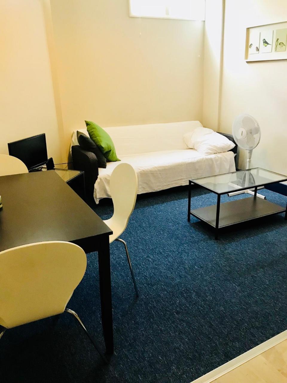 35 Swinton Street Aparthotel