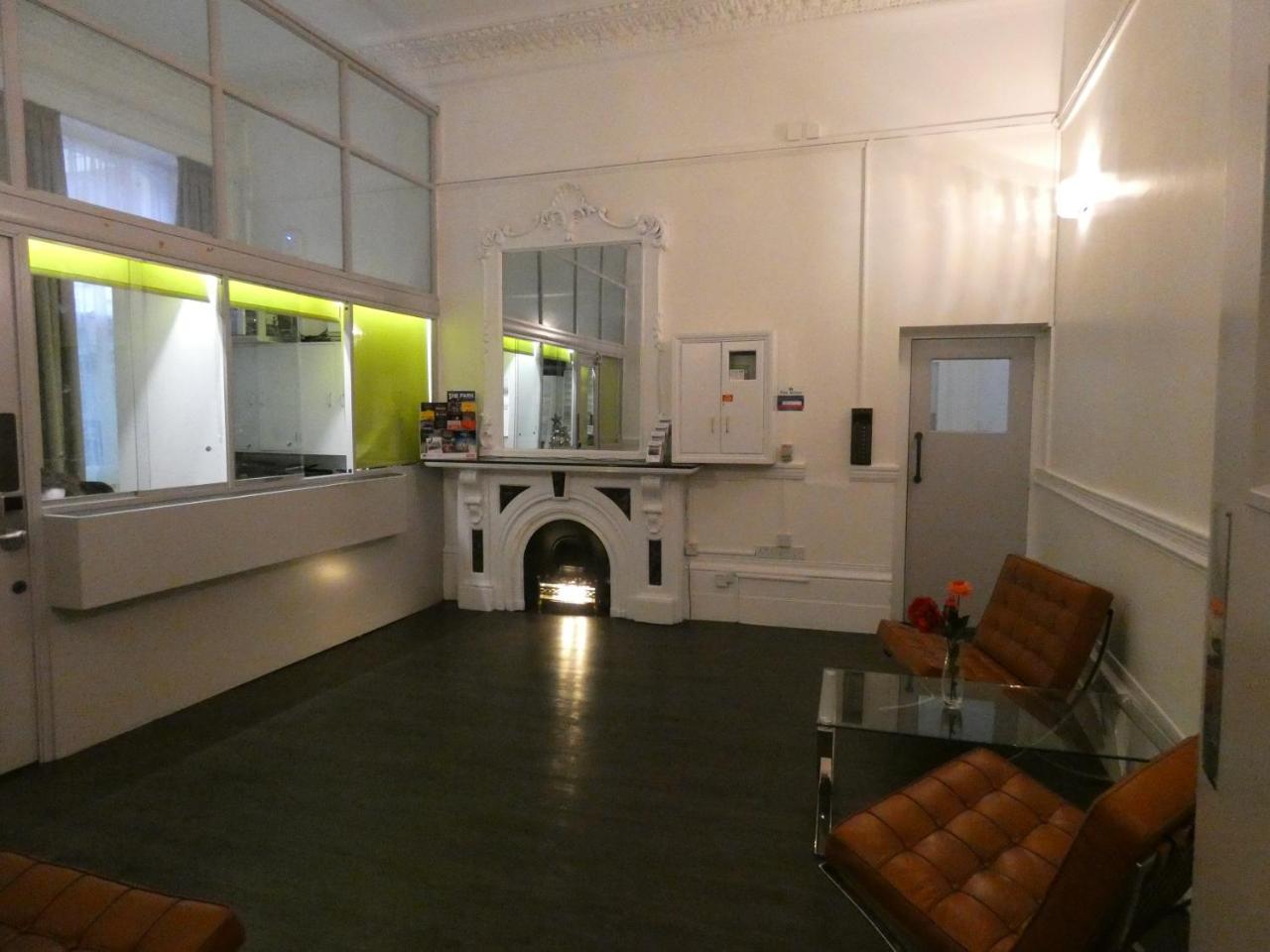 New Mansion House Hostel *