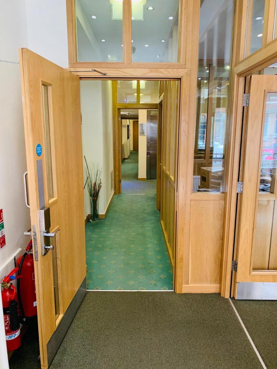 Hotell Regency Parkside London