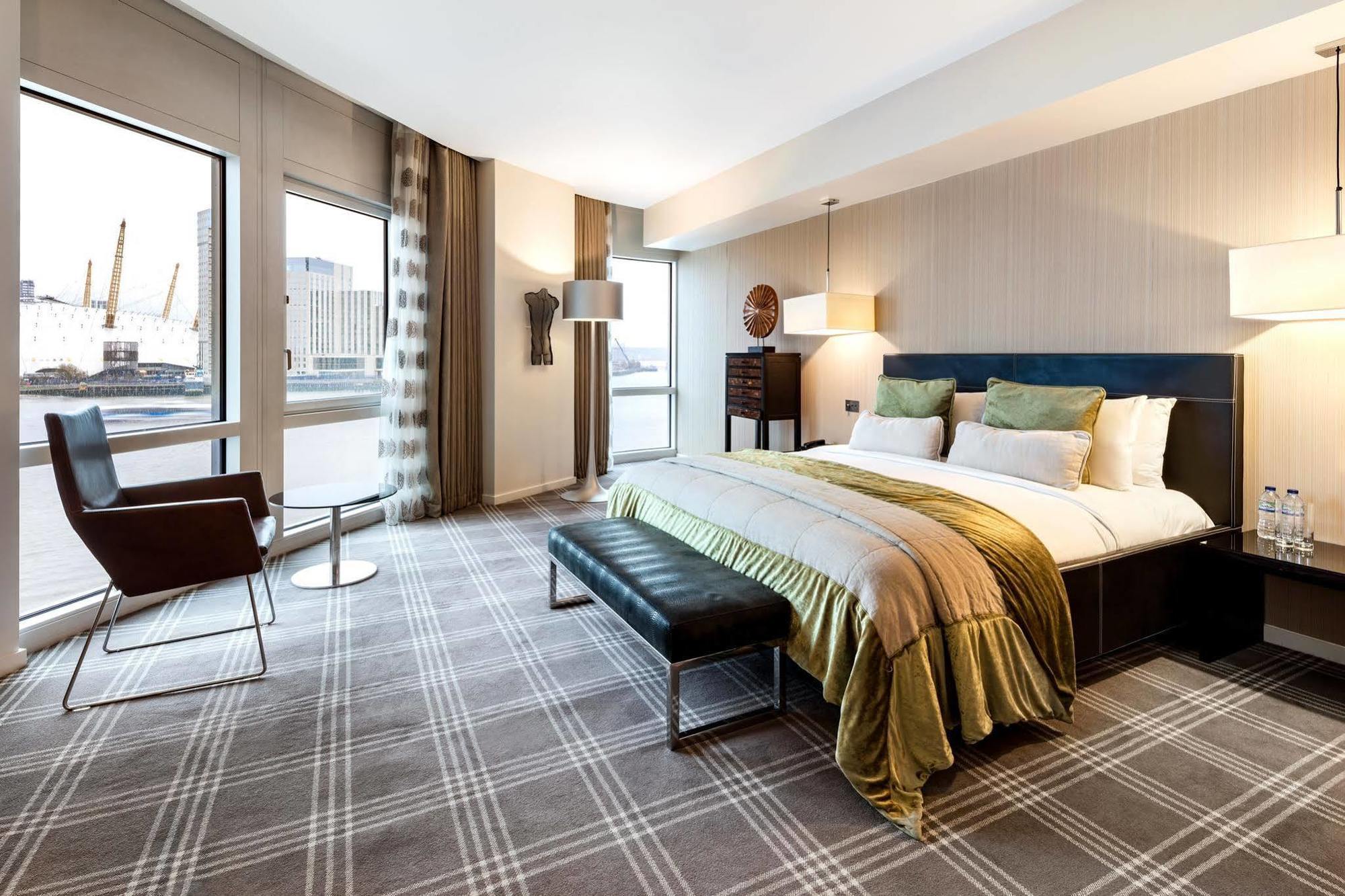 Radisson Blu Hotel, Canary Wharf East Hotell 4*