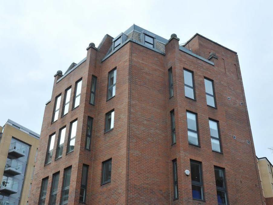 Victoria One Apartment *