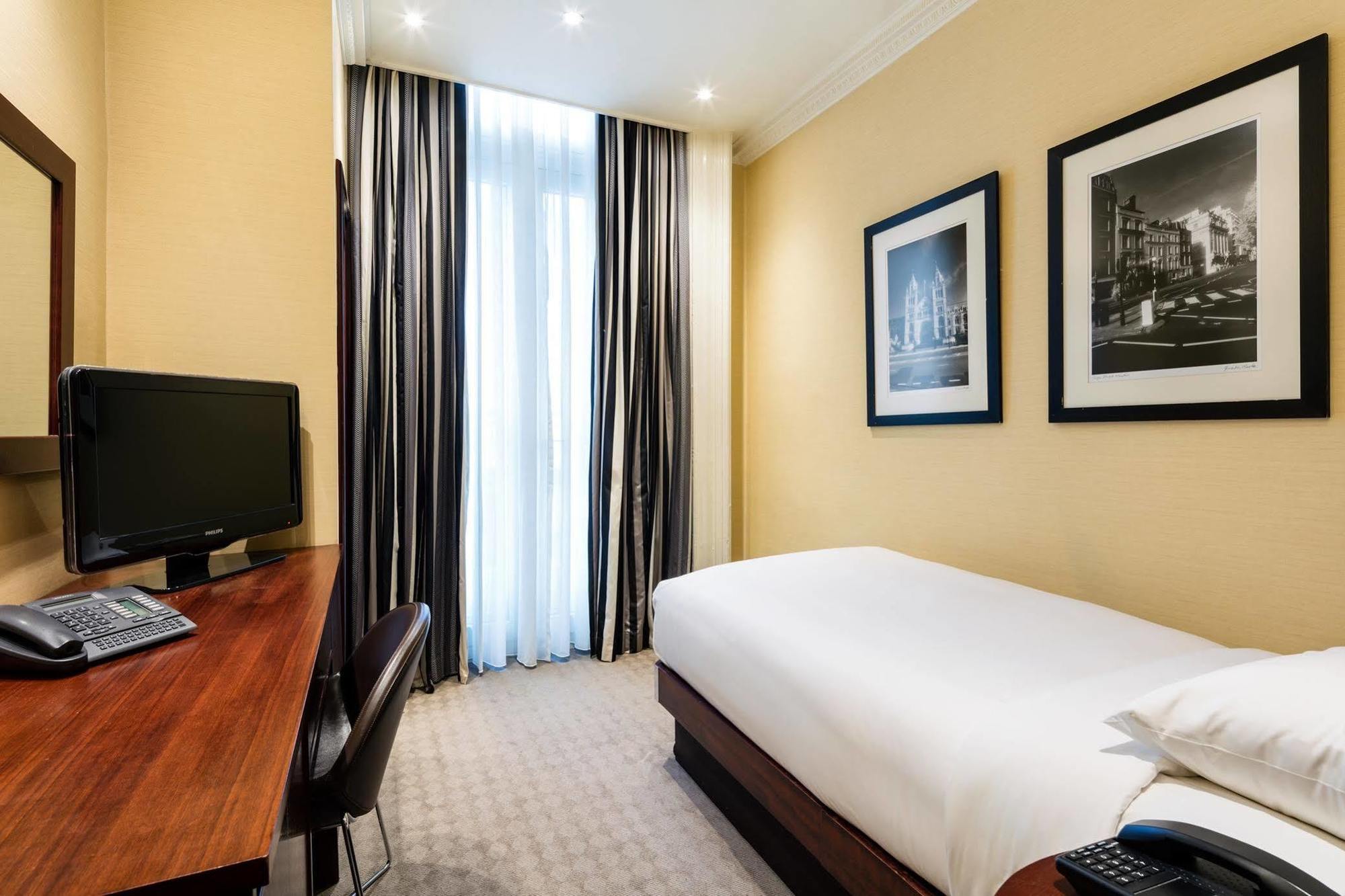 Radisson Blu Hotel, South Kensington - Formerly Vanderbilt Hotel Londra