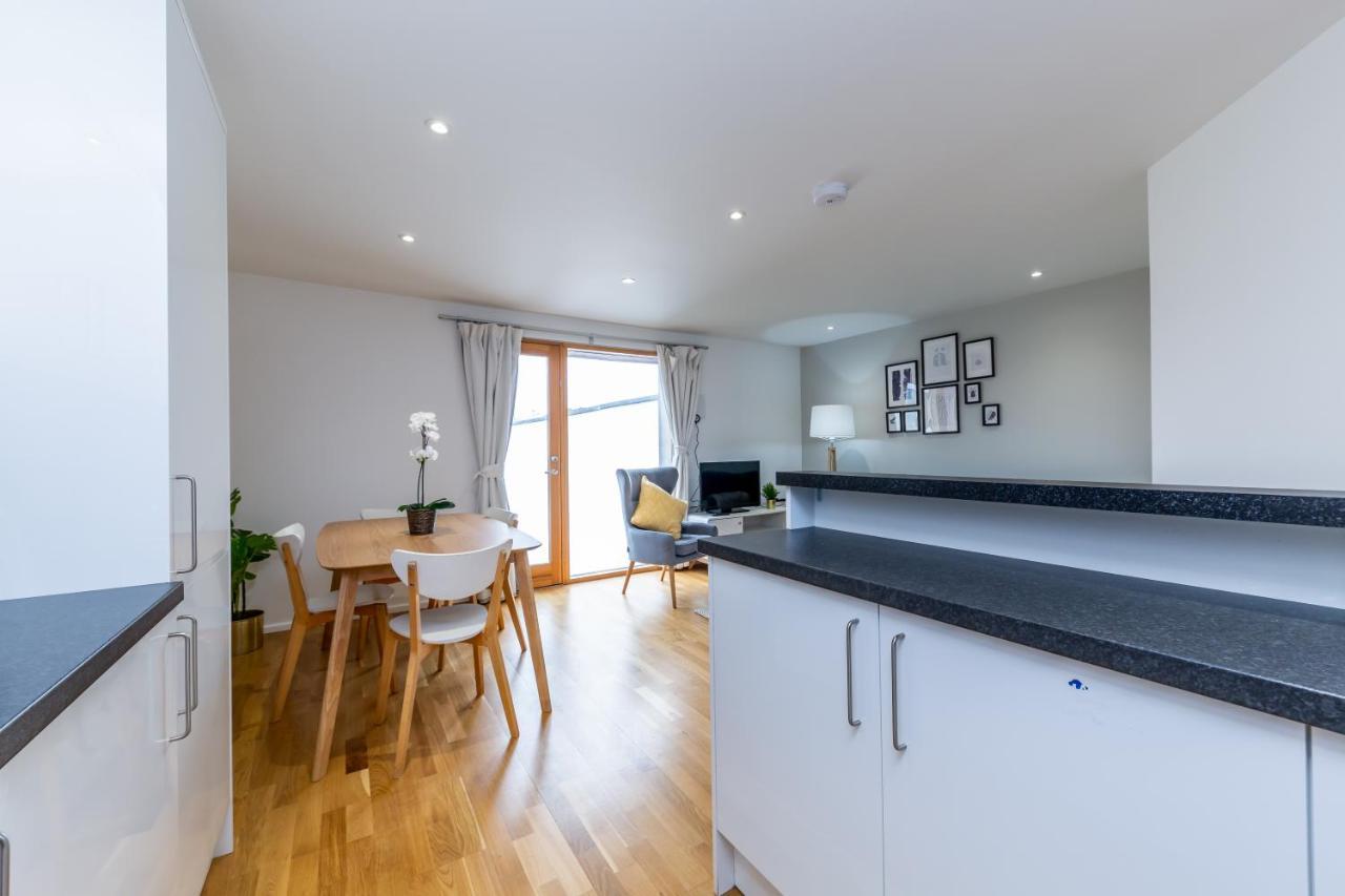 2 Bed Cozy Apartment In Euston Station Free Wifi Apartment London
