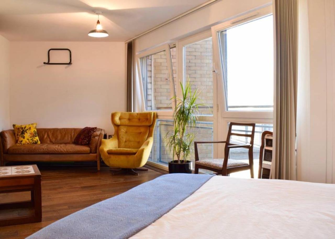 Modern Studio In Hackney Apartment London