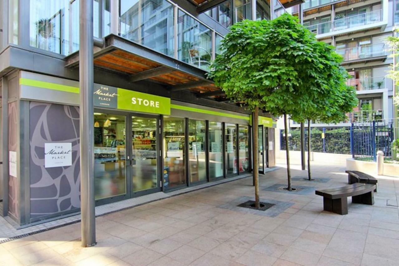 1 Bedroom In Chelsea Bridge Wharf Londen