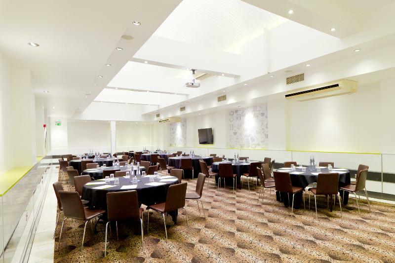 Hotell The Wesley Euston 4*
