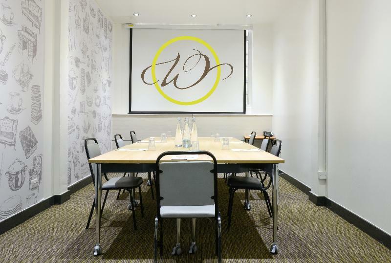 The Wesley Euston Hotell 4*