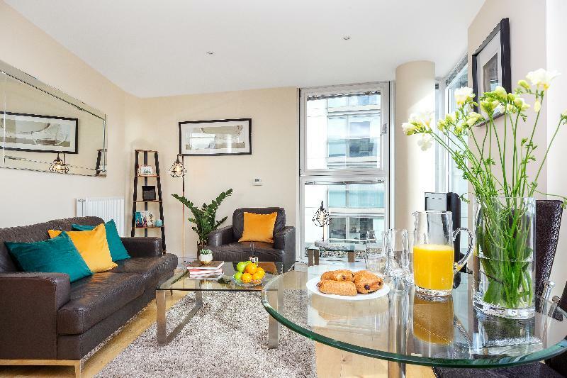 Lanterns Court By Bridgestreet *