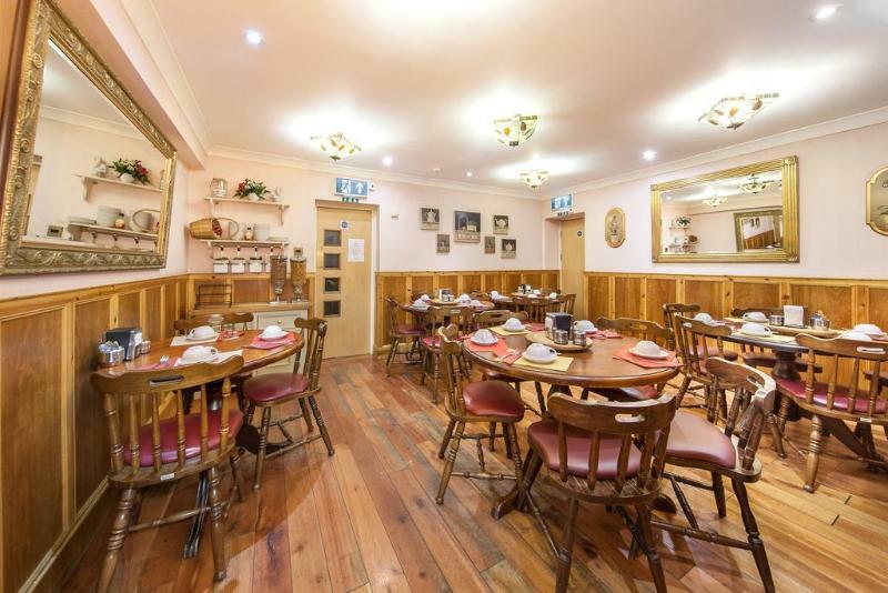 Hotel Fairways Paddington 2*