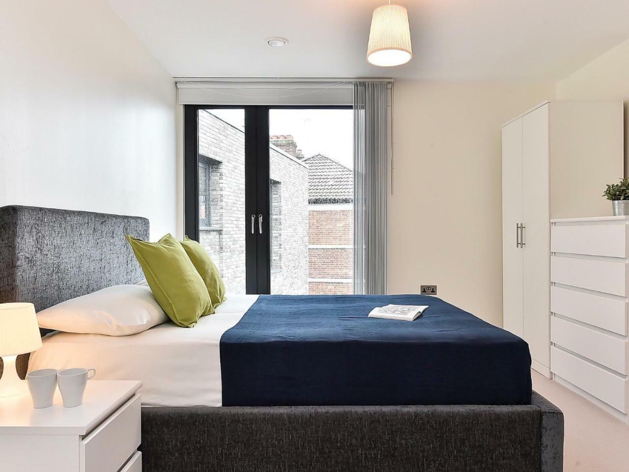 Apartment Capacity-1 Apartment London