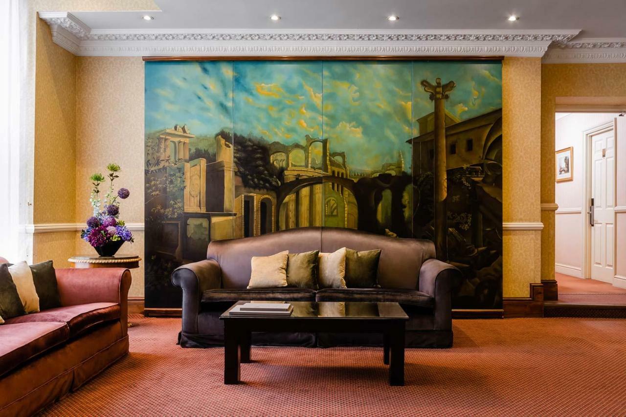 Hotel Henry Viii 4*