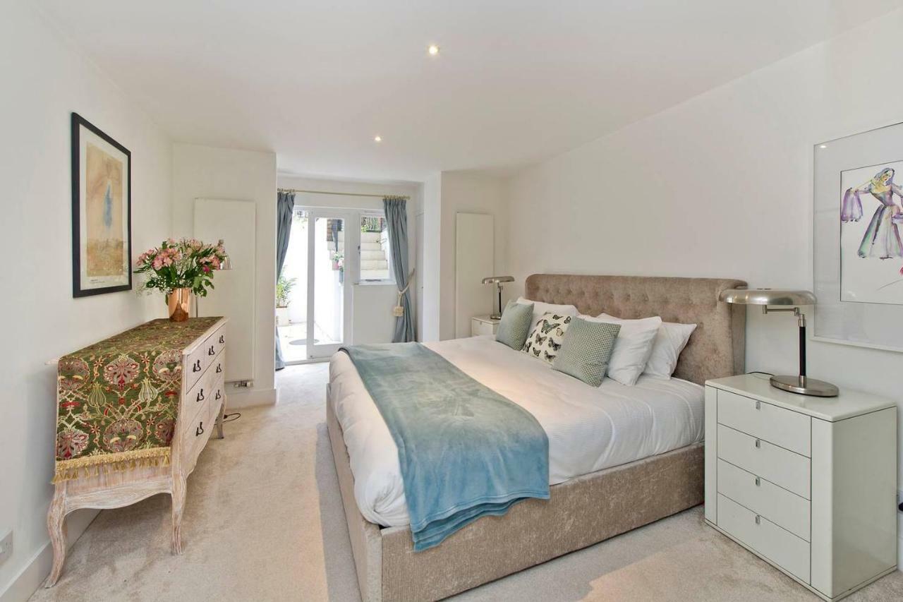 Fantastic 3 Bed In Earls Court