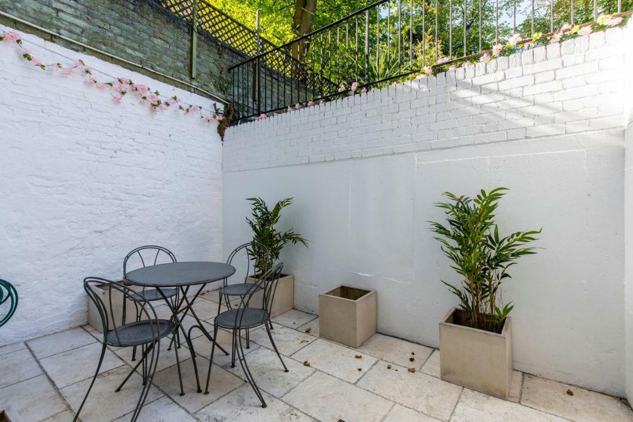 Fantastic 3 Bed In Earls Court