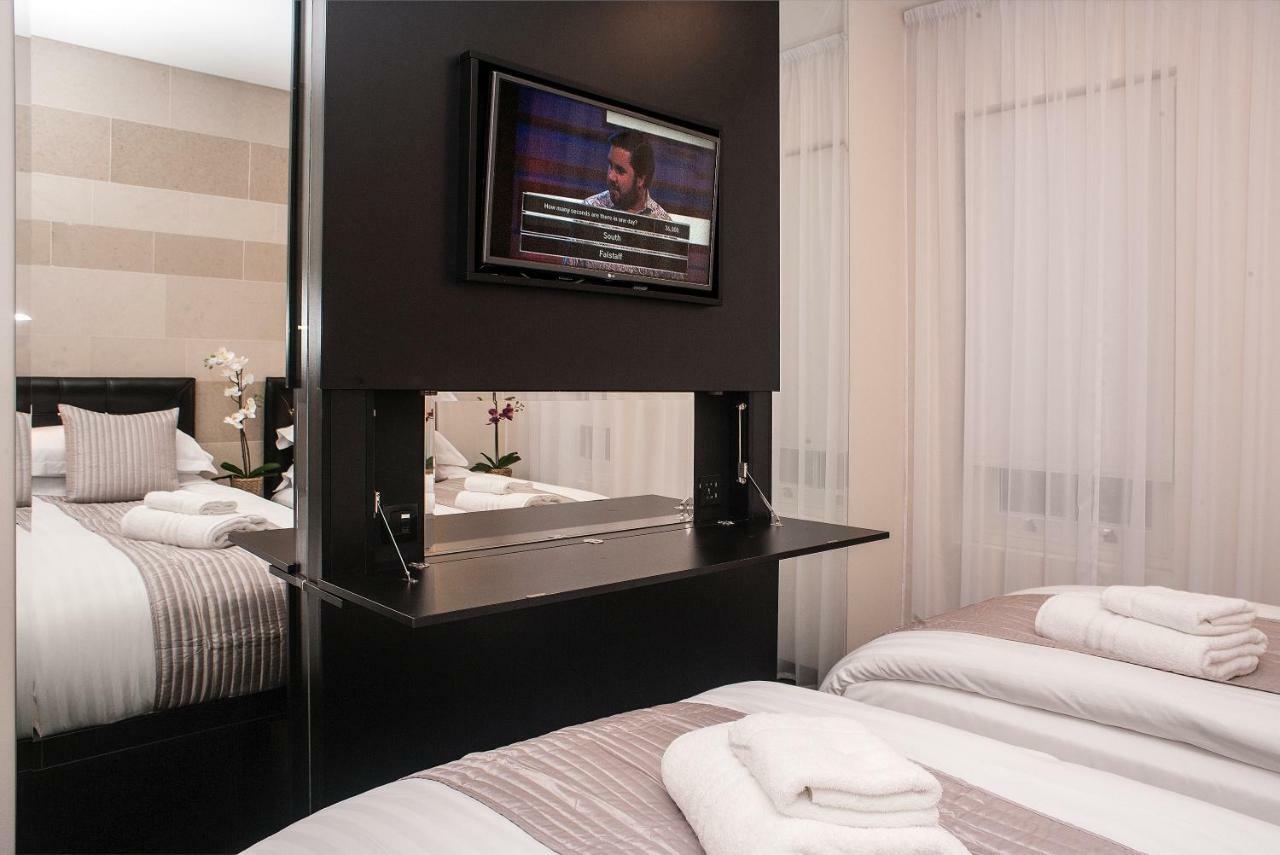 Aparthotel Nox Golders 4*