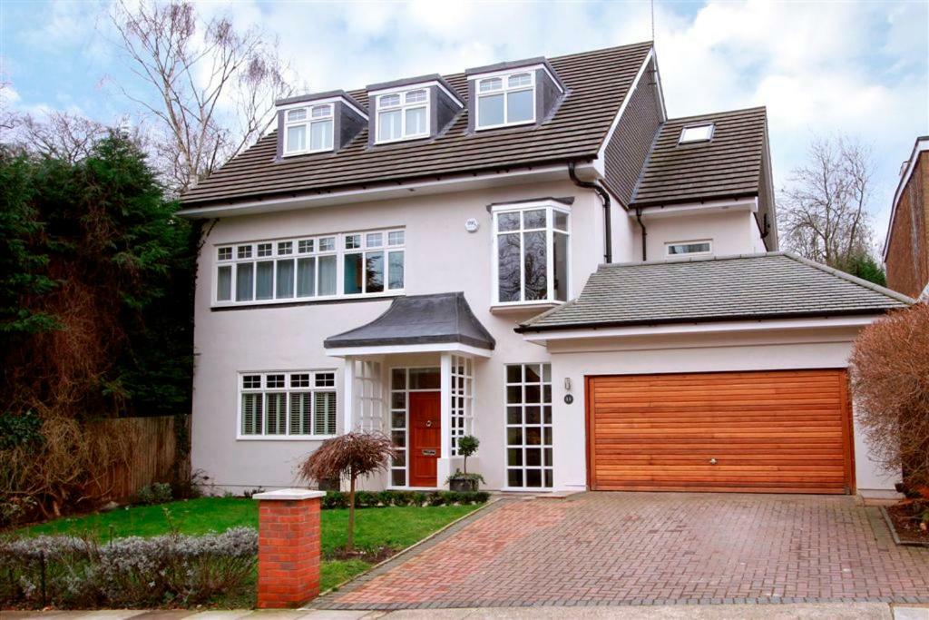 Casa vacanze Wimbledon Tennis House With Hot Tub; 4 Minute Walk Londra