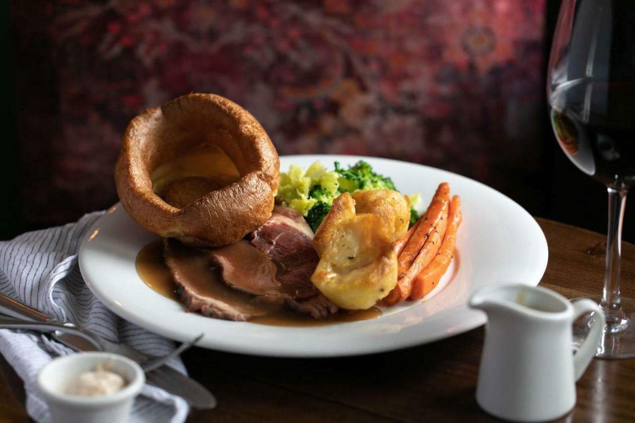 Rose And Crown Hotel Inn