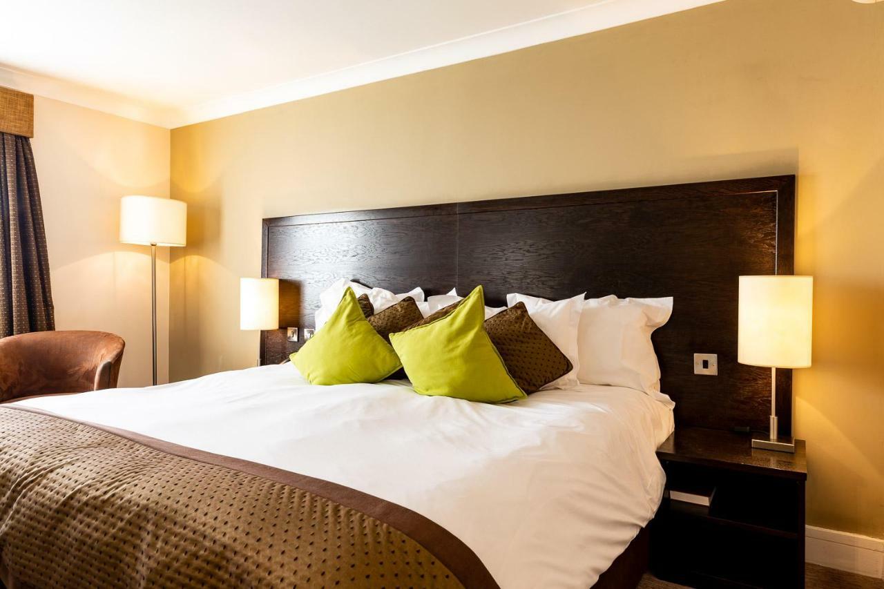 Rose And Crown Hotel 3* London