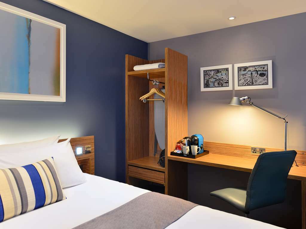 Travelodge Liverpool Street Hotel London