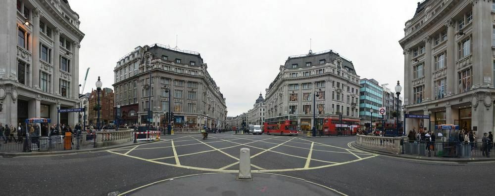 Hotel Astor Court 3*