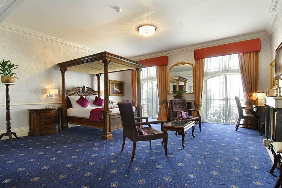 Grand Royale Hyde Park