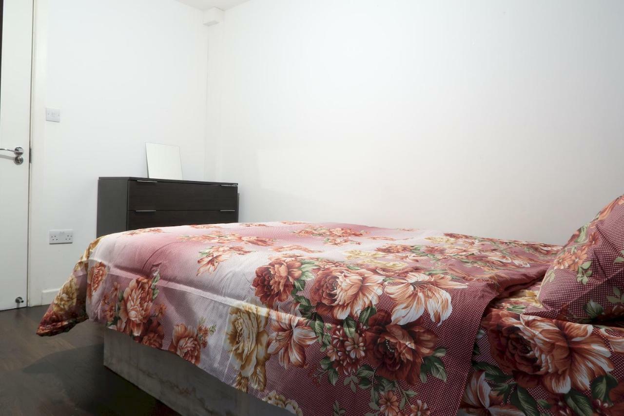Windermere House Homestay *