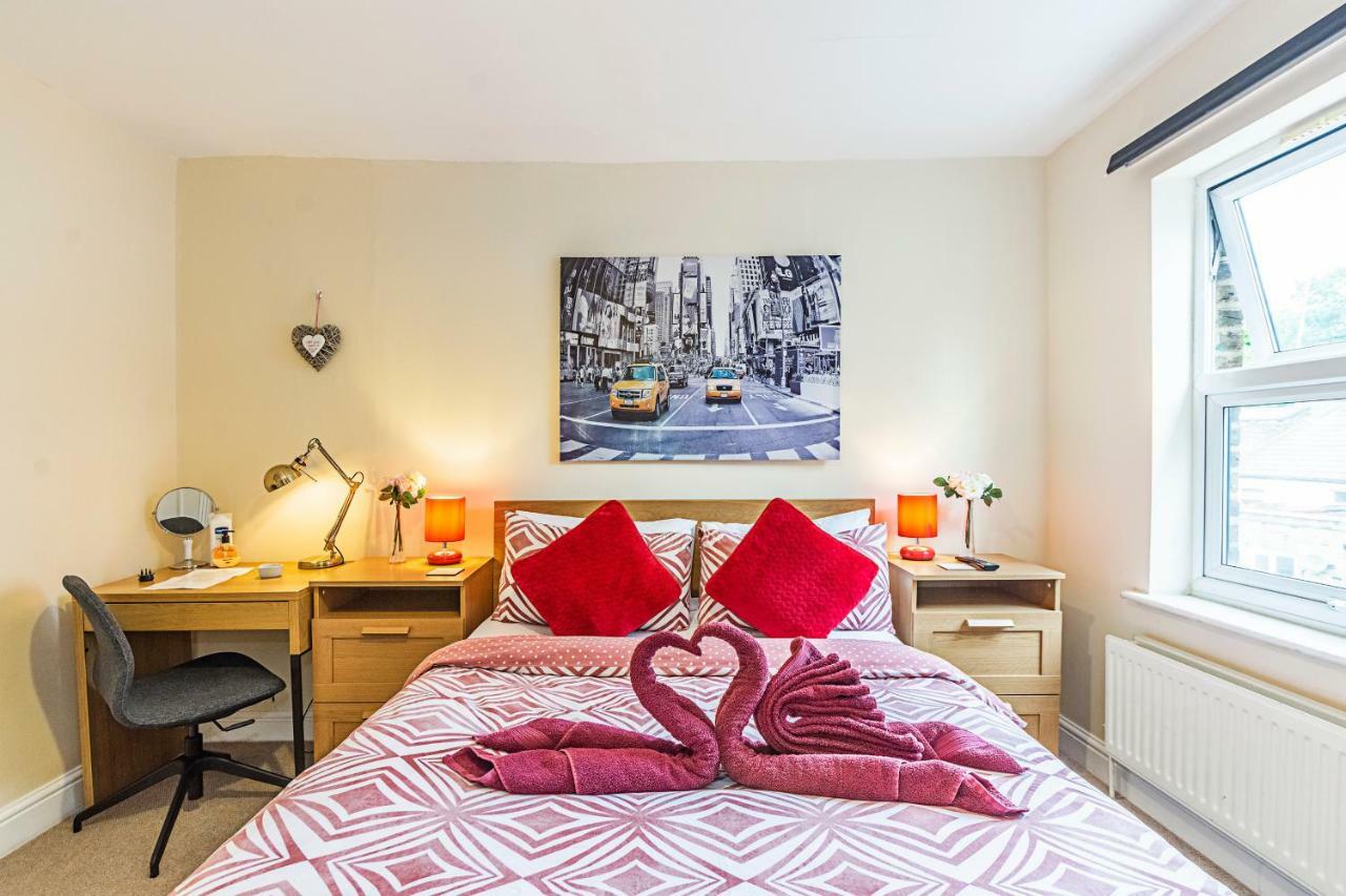 Gjestgiverier Greyhound Road 3*