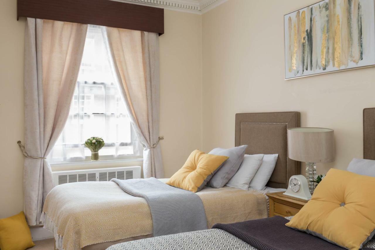 Park Lane Apartments/shaw House Apartment