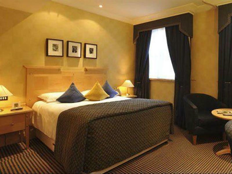 The Clermont London, Charing Cross Hotell 4*
