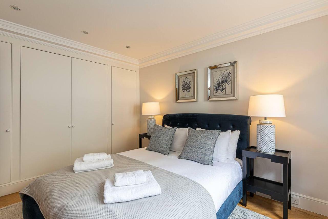 Hébergement de vacances Joivy Stunning 6-bed House Near Harrods In Knightsbridge Londres