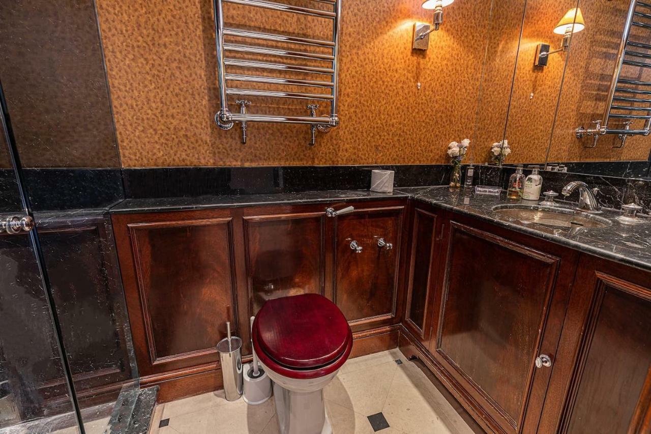 Hébergement de vacances Joivy Stunning 6-bed House Near Harrods In Knightsbridge *