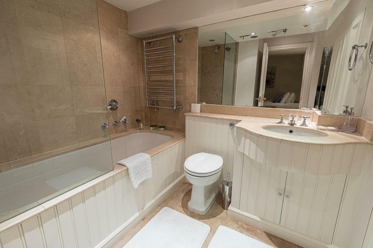 Joivy Stunning 6-bed House Near Harrods In Knightsbridge Hébergement de vacances Londres