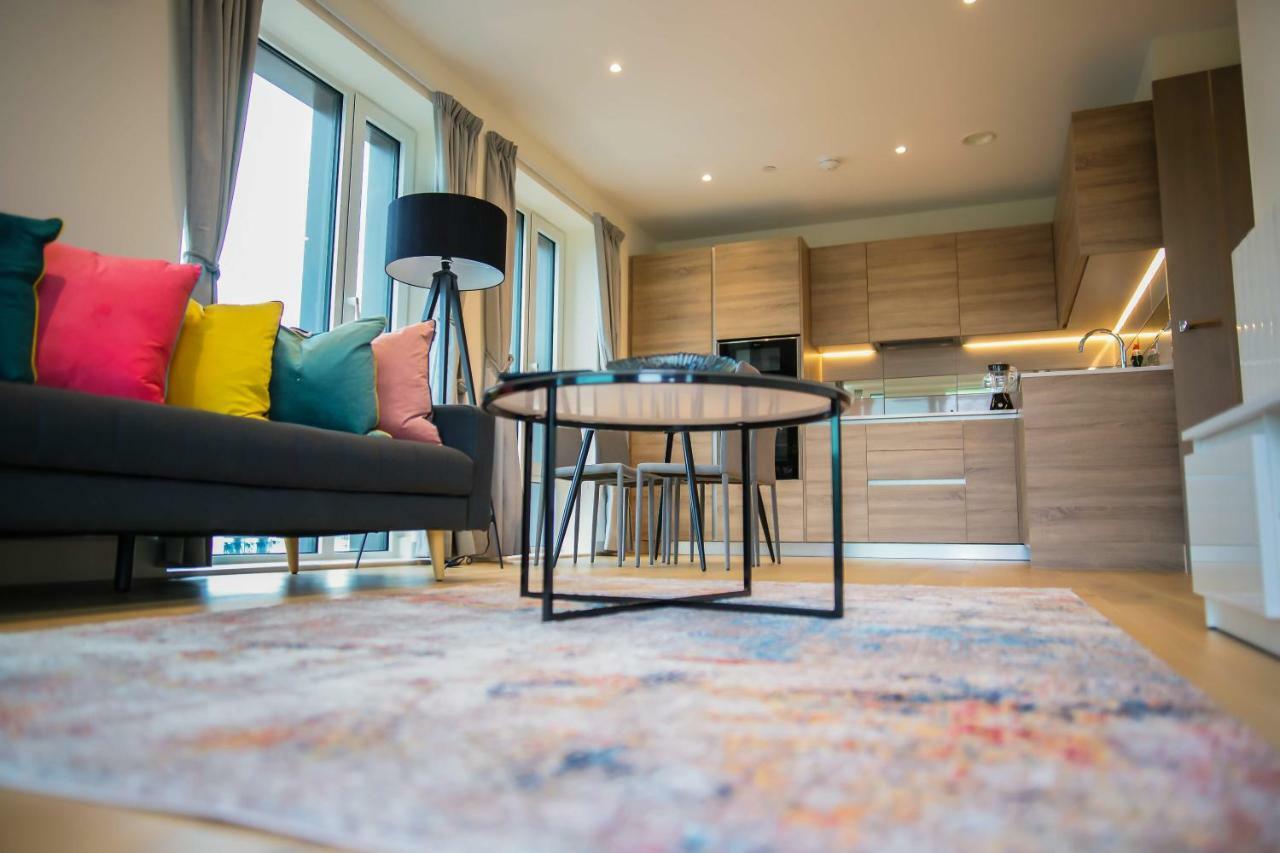 Thames View 2 Bed With Balcony Lejlighed *